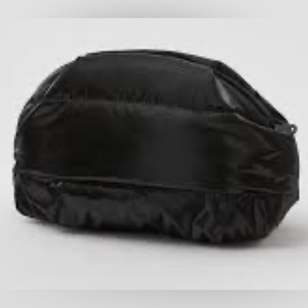 New - Offline by Aerie Puff Love Pouch